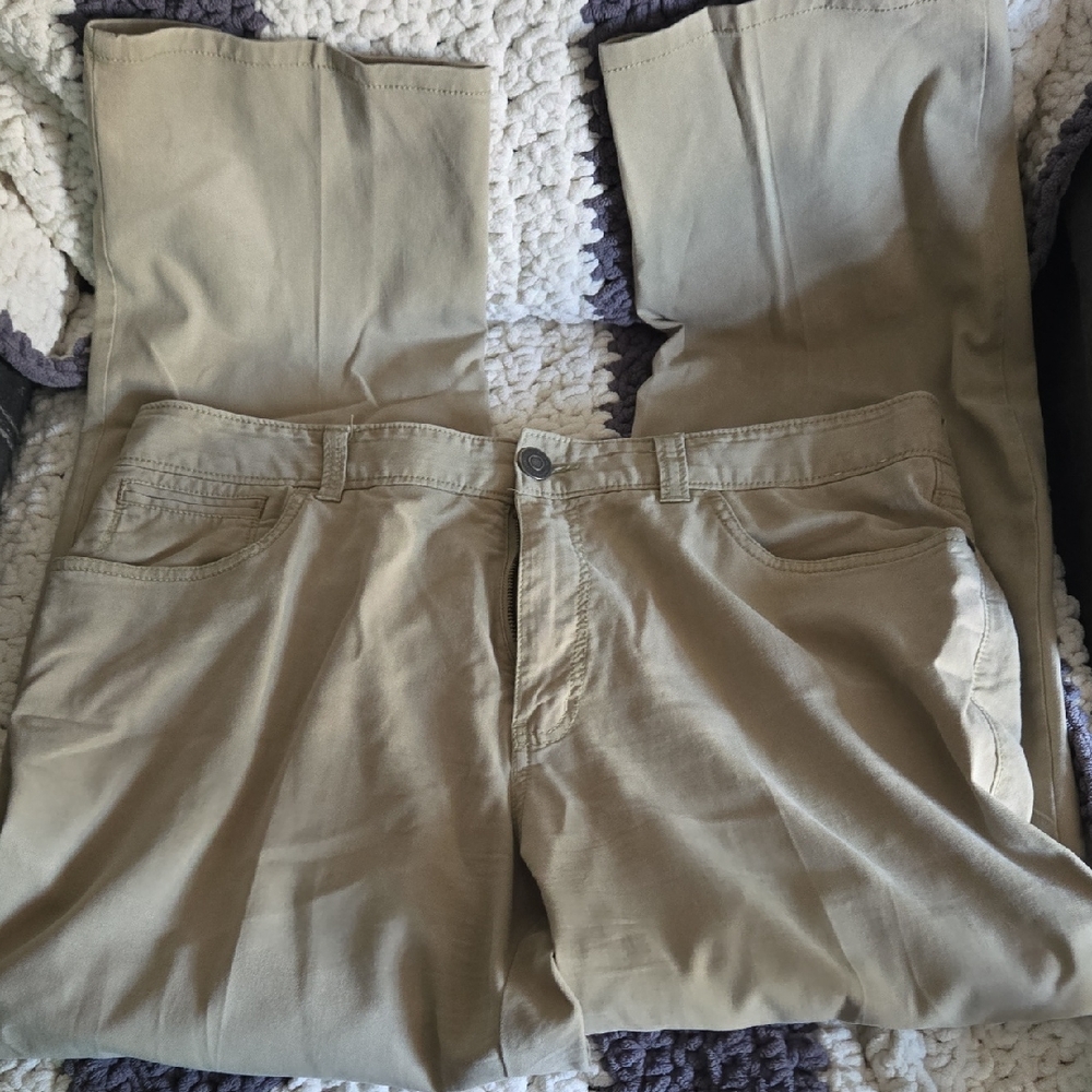 Tommy Bahama Men Tan Classic Pants